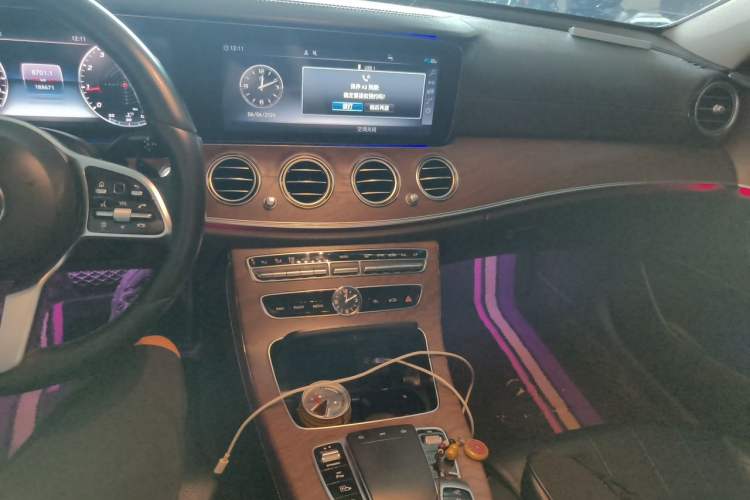 Used Mercedes-Benz E-Class 2019 E 200 L Audio And AC Panel