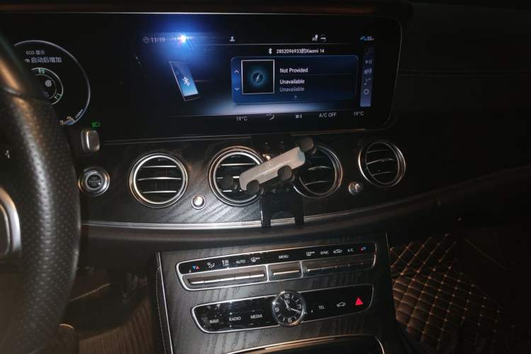 Used Mercedes-Benz E-Class 2019 E 300 L Sport Luxury Edition Audio And AC Panel