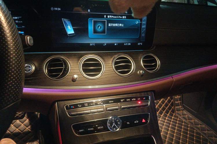 Used Mercedes-Benz E-Class 2019 Restyled E 300 L Sporty and Stylish Edition Audio And AC Panel