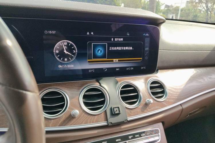 Used Mercedes-Benz E-Class 2019 E 200 L Audio And AC Panel