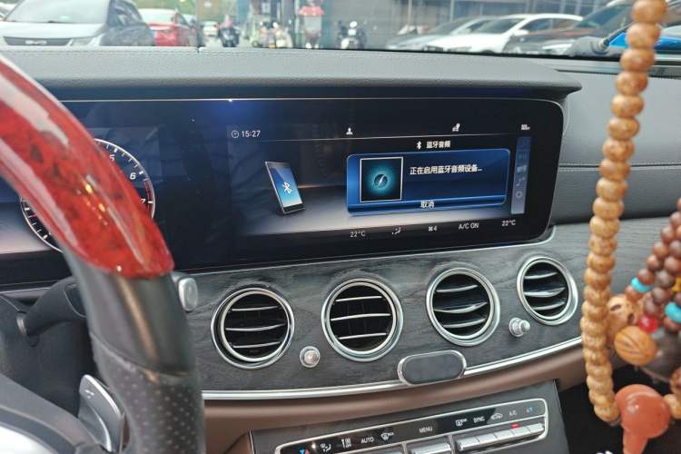 Used Mercedes-Benz E-Class 2019 Restyled E 300 L Sporty and Stylish Edition Audio And AC Panel