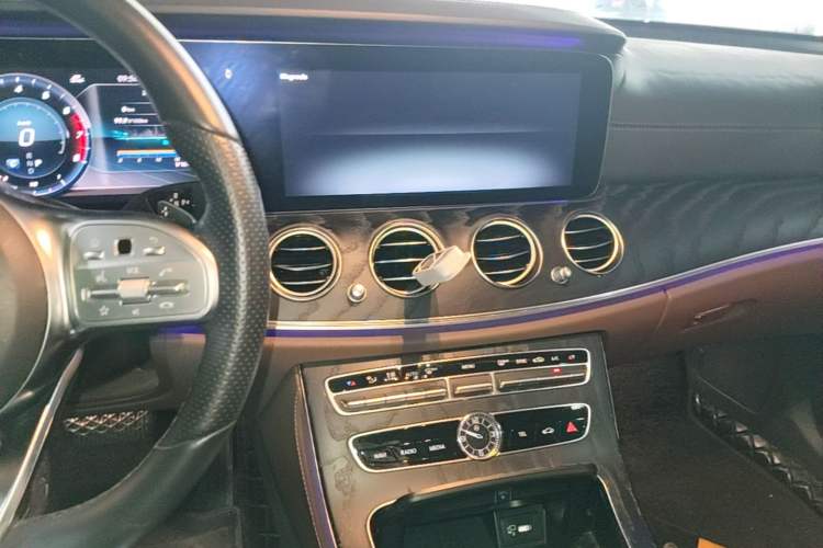 Used Mercedes-Benz E-Class 2019 E 300 L Sporty and Stylish Model Audio And AC Panel