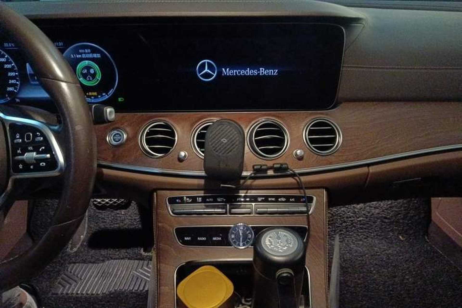 Used Mercedes-Benz E-Class 2019 E 200 L Audio And AC Panel