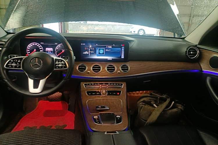 Used Mercedes-Benz E-Class 2019 Facelifted E 300 L Stylish Version Audio And AC Panel