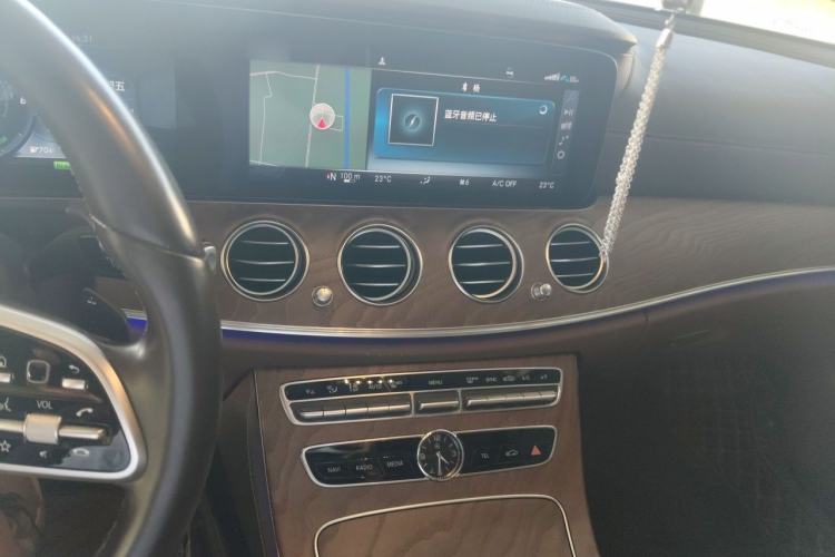 Used Mercedes-Benz E-Class 2019 E 260 L Audio And AC Panel
