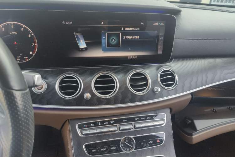 Used Mercedes-Benz E-Class 2019 E 200 L Sport Edition Audio And AC Panel
