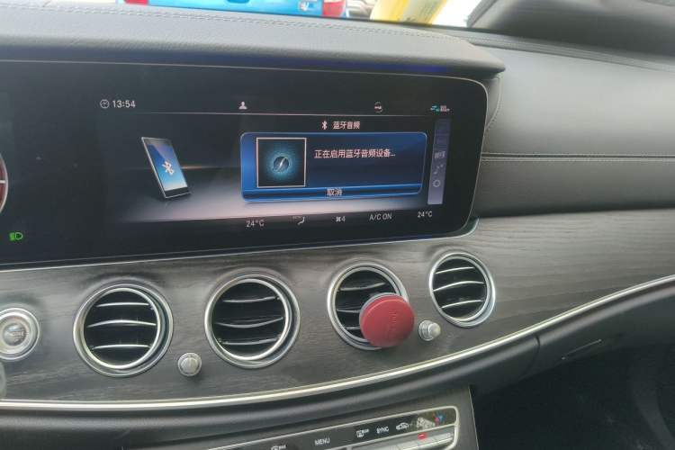 Used Mercedes-Benz E-Class 2019 Restyled E 300 L Sporty and Stylish Edition Audio And AC Panel