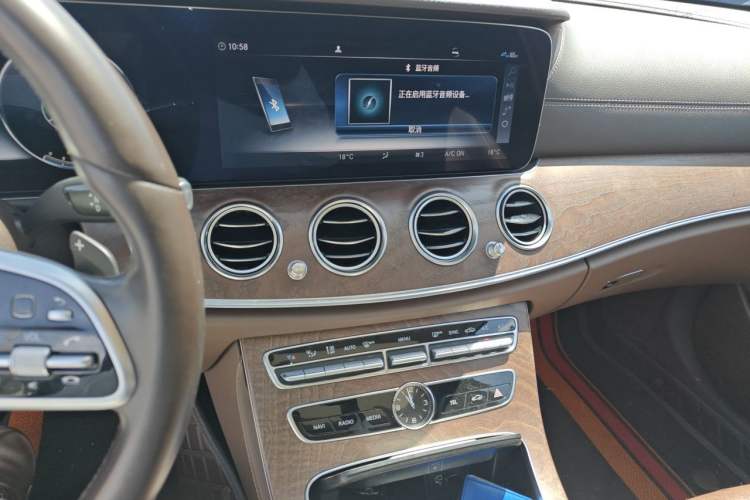 Used Mercedes-Benz E-Class 2019 E 200 L Audio And AC Panel