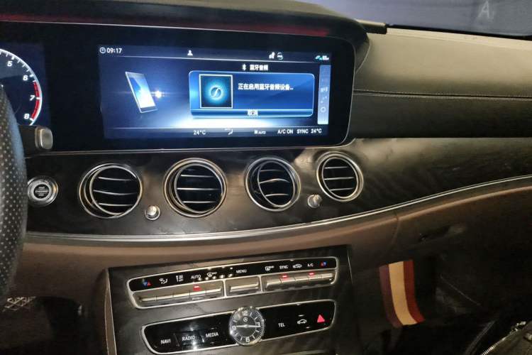 Used Mercedes-Benz E-Class 2019 E 260 L Sport Edition Audio And AC Panel