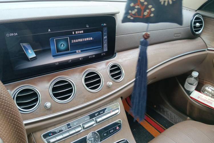 Used Mercedes-Benz E-Class 2019 Facelifted E 300 L Stylish Version Audio And AC Panel