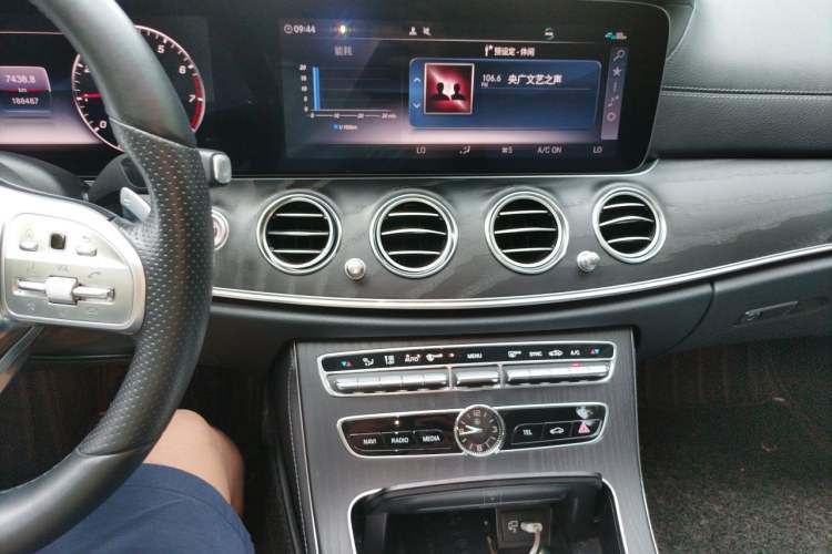 Used Mercedes-Benz E-Class 2019 Restyled E 300 L Sporty and Stylish Edition Audio And AC Panel