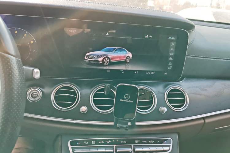 Used Mercedes-Benz E-Class 2019 E 200 L Sport Edition Audio And AC Panel