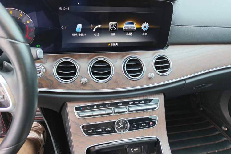 Used Mercedes-Benz E-Class 2019 E 300 L Luxury Model Audio And AC Panel