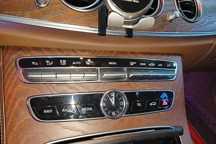 Used Mercedes-Benz E-Class 2019 Facelifted E 300 L Stylish Version Audio And AC Panel