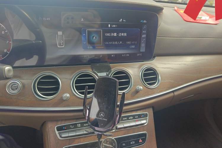 Used Mercedes-Benz E-Class 2019 E 300 L Stylish Model Audio And AC Panel