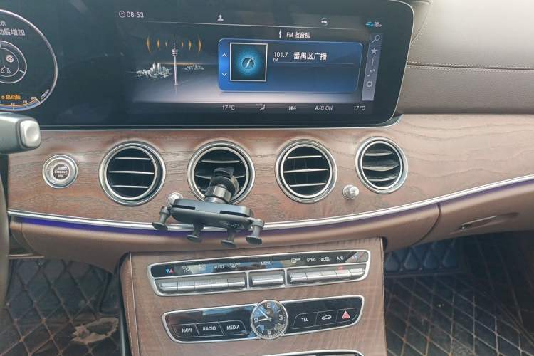 Used Mercedes-Benz E-Class 2019 E 300 L Luxury Model Audio And AC Panel