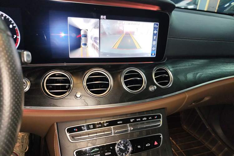 Used Mercedes-Benz E-Class 2019 Restyled E 300 L Sport Luxury Edition Audio And AC Panel