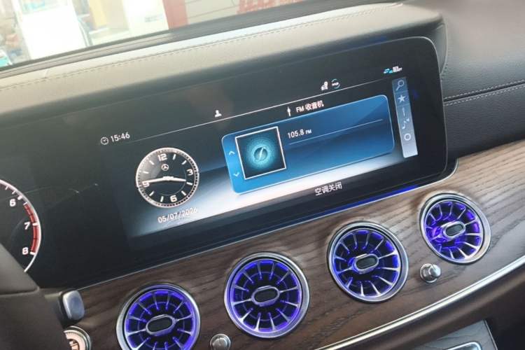 Used Mercedes-Benz E-Class 2019 E 300 L Stylish Model Audio And AC Panel
