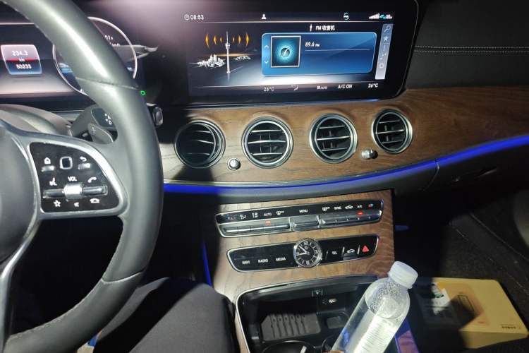 Used Mercedes-Benz E-Class 2019 Restyled E 300 L Luxury Edition Audio And AC Panel