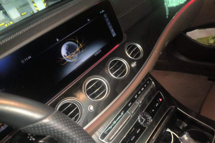 Used Mercedes-Benz E-Class 2019 E 300 L Sporty and Stylish Model Audio And AC Panel