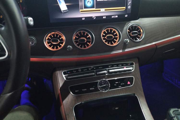 Used Mercedes-Benz E-Class 2019 Facelifted E 300 L Stylish Version Audio And AC Panel