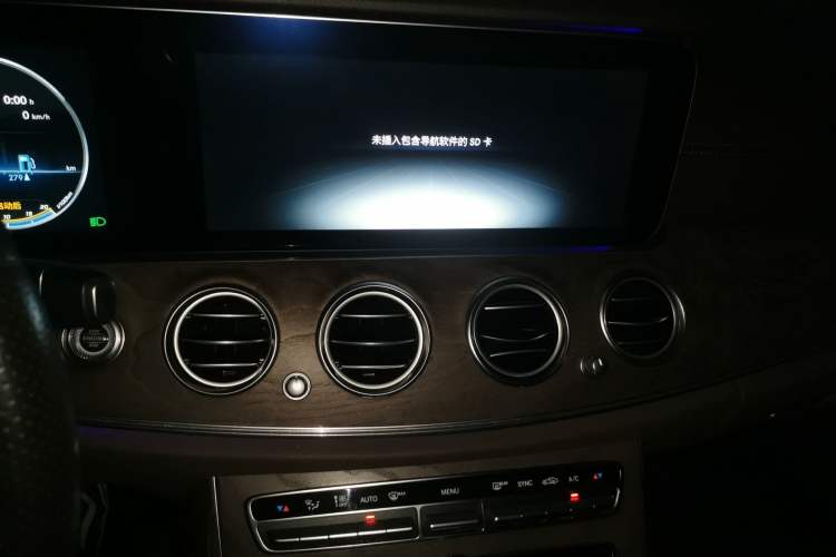 Used Mercedes-Benz E-Class 2019 E 300 L Luxury Model Audio And AC Panel