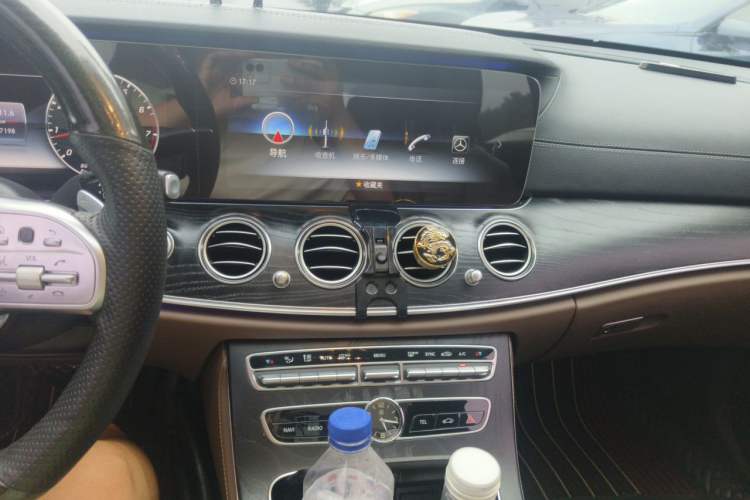 Used Mercedes-Benz E-Class 2019 Restyled E 300 L Sporty and Stylish Edition Audio And AC Panel