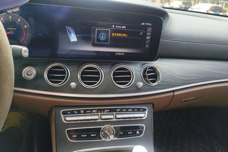 Used Mercedes-Benz E-Class 2019 Restyled E 300 L Sporty and Stylish Edition Audio And AC Panel