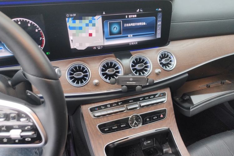 Used Mercedes-Benz E-Class 2019 E 260 L Audio And AC Panel