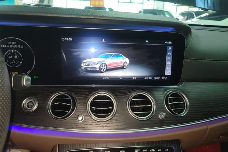 Used Mercedes-Benz E-Class 2019 Restyled E 300 L Sporty and Stylish Edition Audio And AC Panel