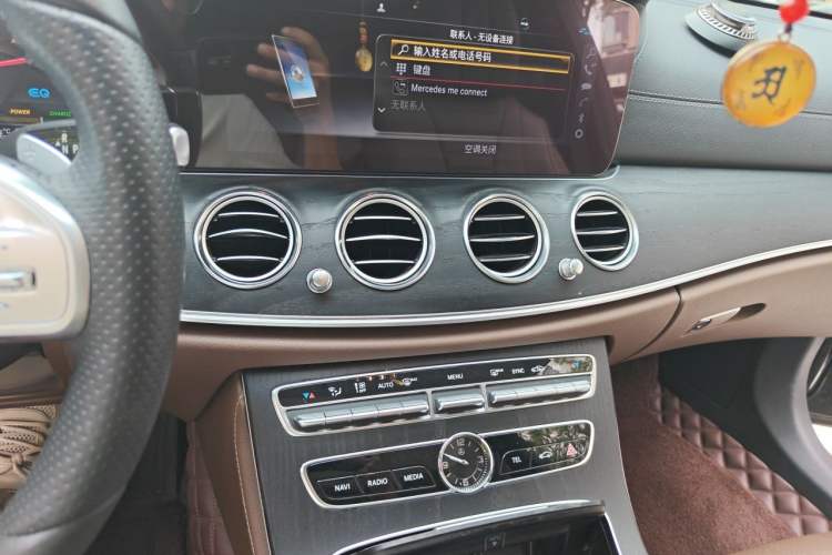Used Mercedes-Benz E-Class 2019 E 260 L Sport Edition Audio And AC Panel