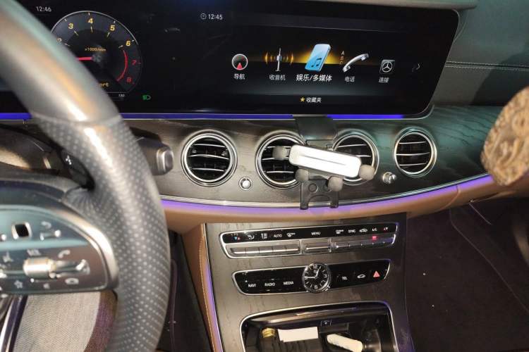 Used Mercedes-Benz E-Class 2019 Restyled E 300 L Sporty and Stylish Edition Audio And AC Panel