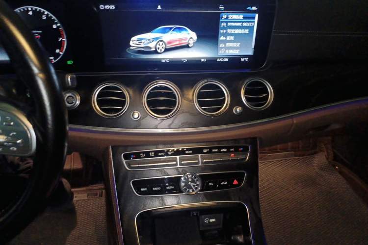 Used Mercedes-Benz E-Class 2019 E 300 L Sport Luxury Edition Audio And AC Panel