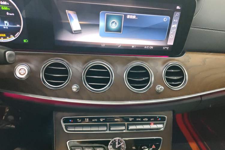 Used Mercedes-Benz E-Class 2019 E 260 L Audio And AC Panel