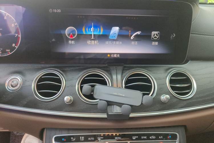 Used Mercedes-Benz E-Class 2019 Restyled E 300 L Sport Luxury Edition Audio And AC Panel