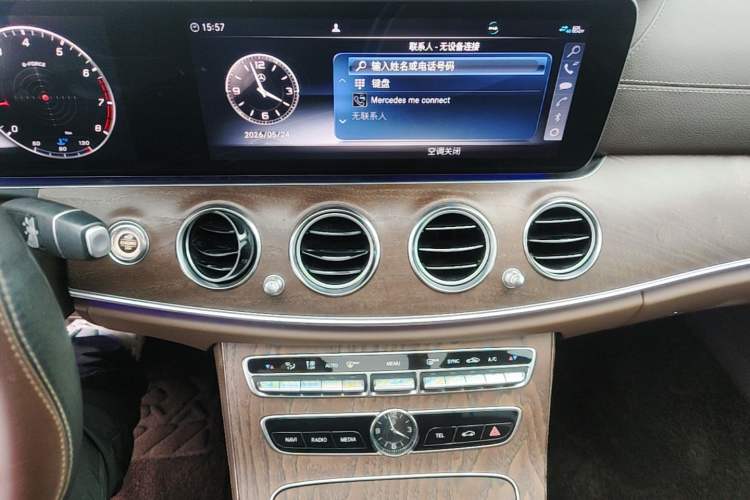 Used Mercedes-Benz E-Class 2019 E 200 L Audio And AC Panel