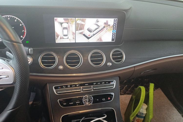 Used Mercedes-Benz E-Class 2019 E 260 L Sport Edition Audio And AC Panel