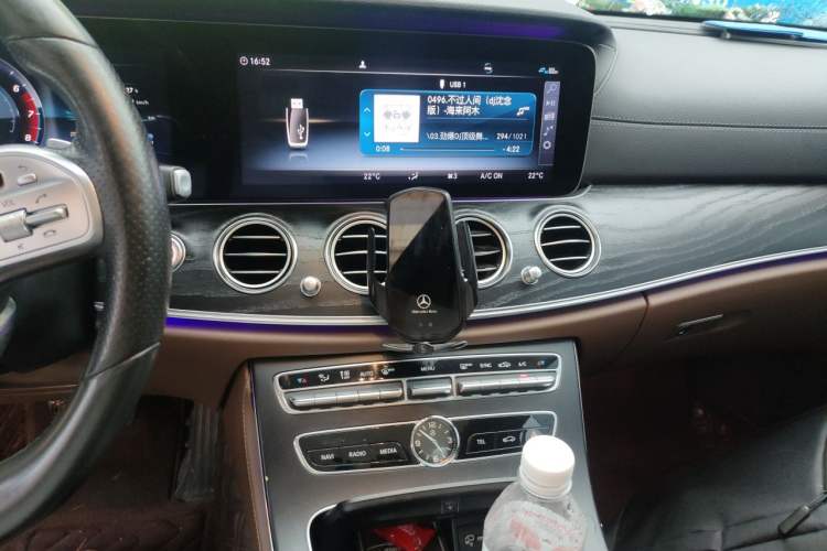 Used Mercedes-Benz E-Class 2019 E 200 L Sport Edition Audio And AC Panel
