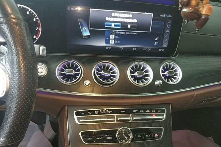 Used Mercedes-Benz E-Class 2019 E 300 L Sporty and Stylish Model Audio And AC Panel