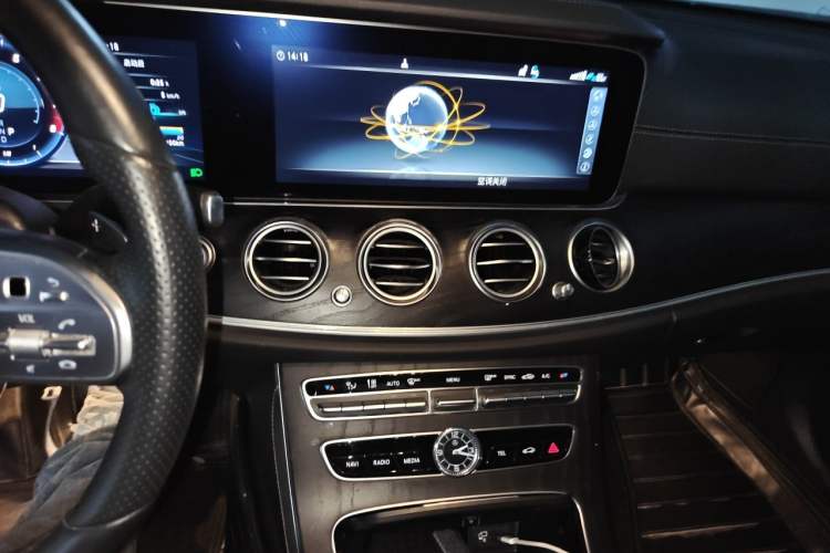 Used Mercedes-Benz E-Class 2019 E 300 L Sporty and Stylish Model Audio And AC Panel