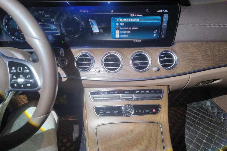 Used Mercedes-Benz E-Class 2019 E 200 L Audio And AC Panel