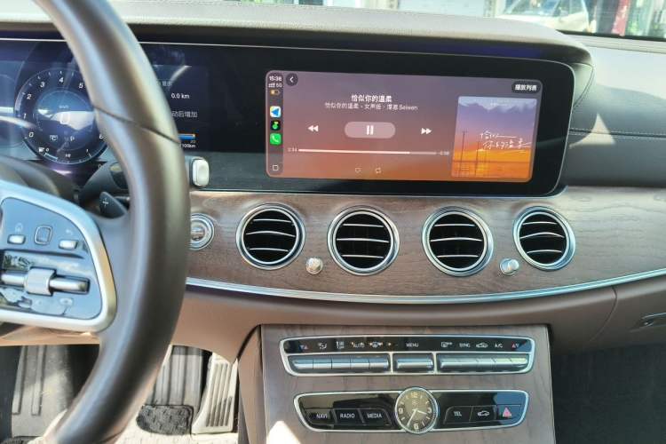 Used Mercedes-Benz E-Class 2019 E 300 L Luxury Model Audio And AC Panel