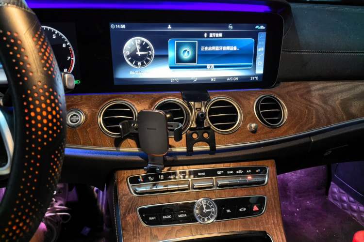 Used Mercedes-Benz E-Class 2019 E 300 L Luxury Model Audio And AC Panel