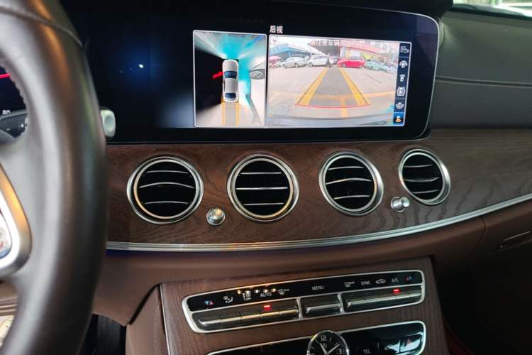 Used Mercedes-Benz E-Class 2019 E 300 L Luxury Model Audio And AC Panel