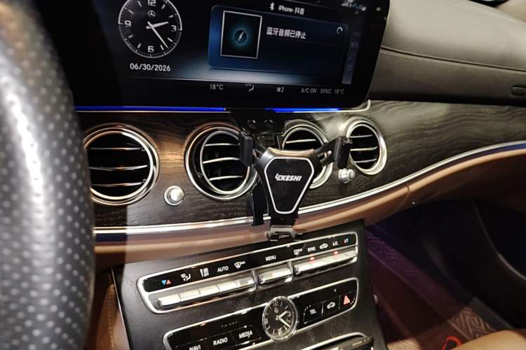 Used Mercedes-Benz E-Class 2019 E 200 L Sport Edition Audio And AC Panel