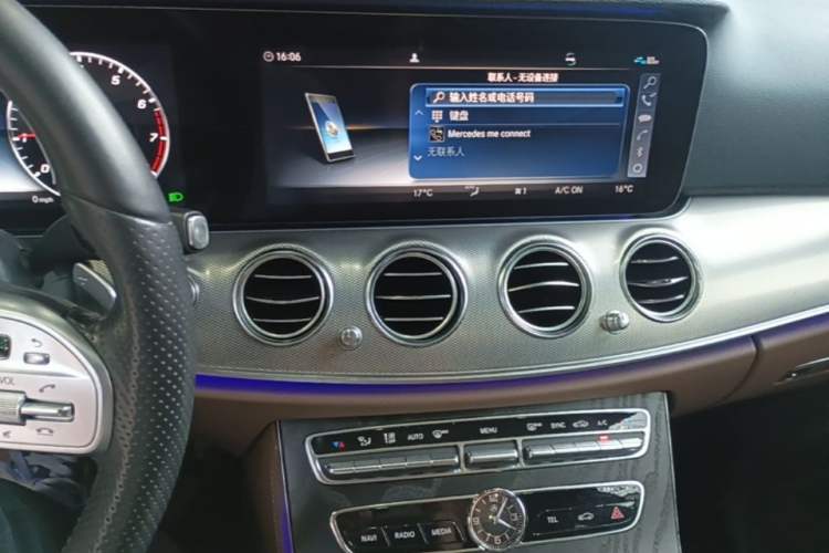 Used Mercedes-Benz E-Class 2019 E 260 Sport Edition Audio And AC Panel