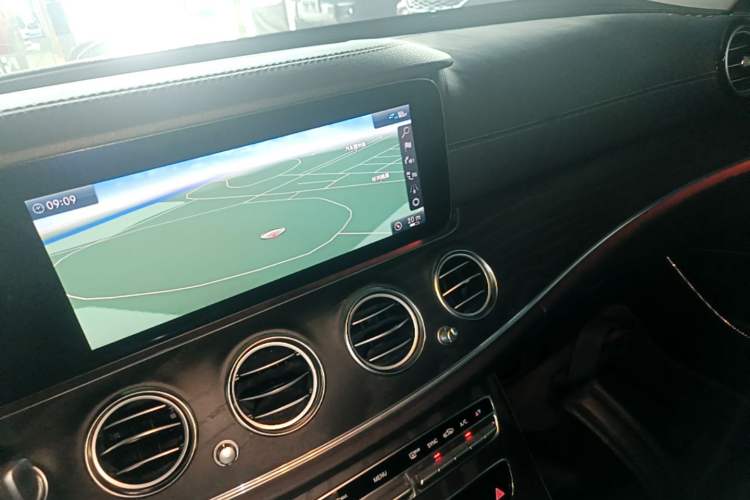 Used Mercedes-Benz E-Class 2019 Restyled E 300 L Sporty and Stylish Edition Audio And AC Panel