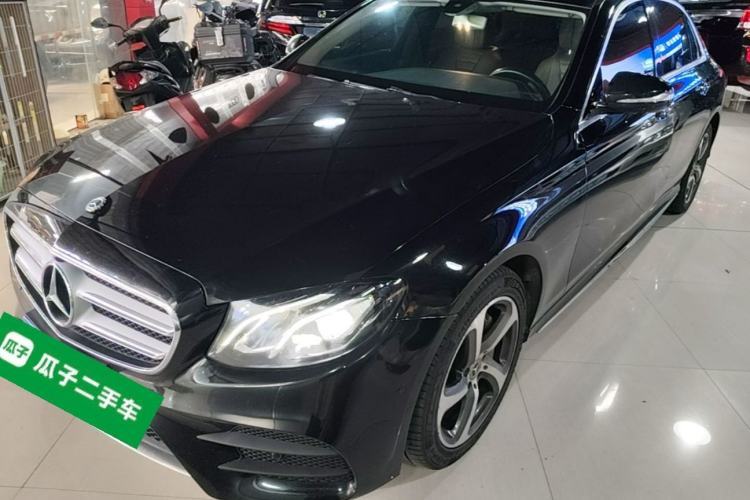 Used Mercedes-Benz E-Class 2019 E 300 L Sporty and Stylish Model Guazi used car, China used car export, Used car for sale, Used Mercedes-Benz cars, Cheapest cars for sale