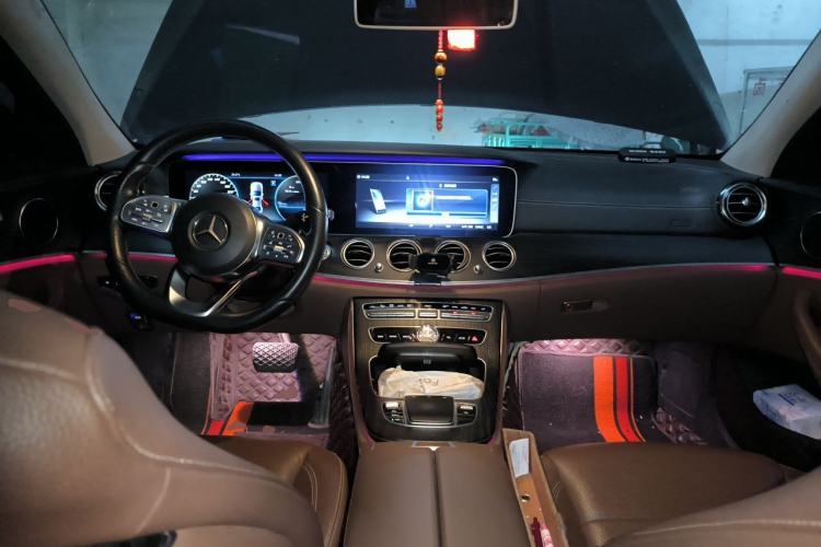 Used Mercedes-Benz E-Class 2019 Restyled E 300 L Sporty and Stylish Edition Center Console