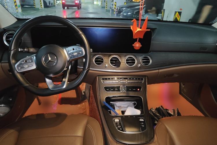Used Mercedes-Benz E-Class 2019 Restyled E 300 L Sporty and Stylish Edition Center Console
